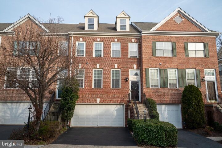 4777 Thornbury Drive  Fairfax VA 22030 photo