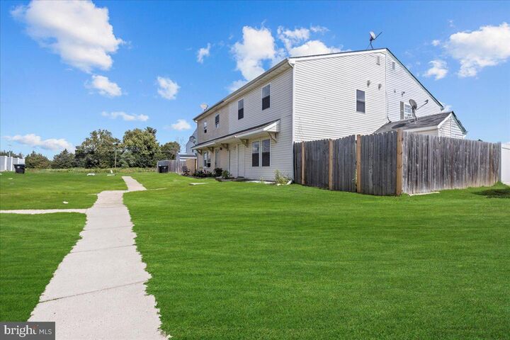 10 Longbow Court  Sicklerville NJ 08081 photo