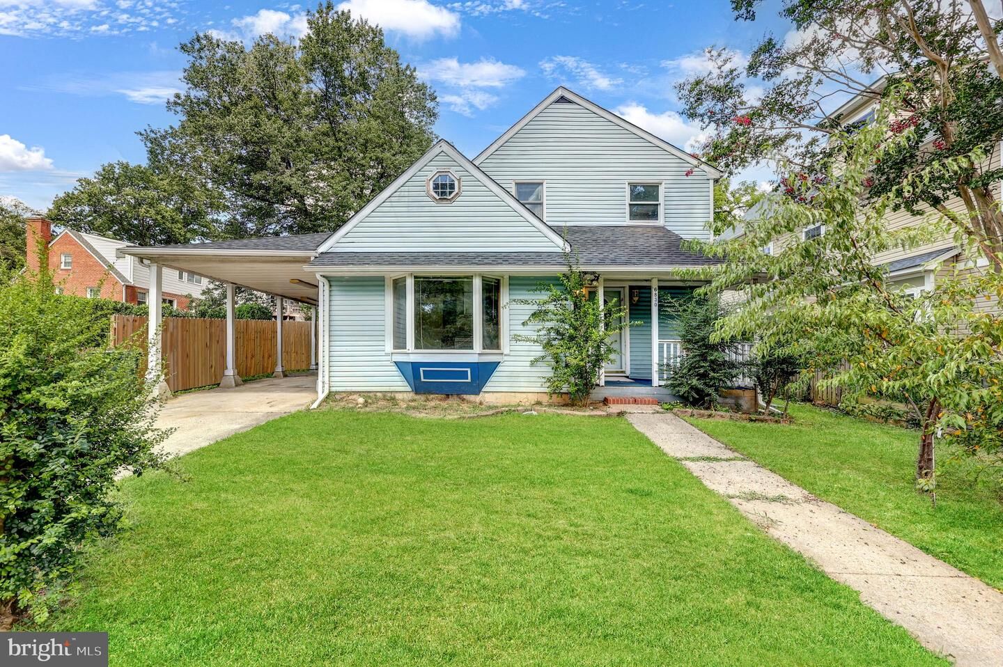 Property Photo: 6830 Custis Parkway VA 22042