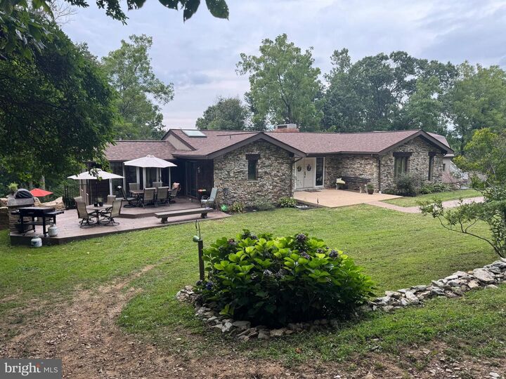 12 Charles Way  Kirkwood PA 17536 photo