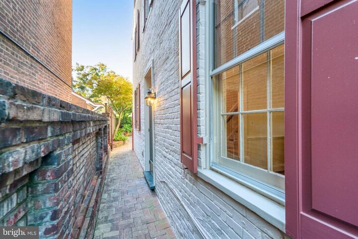Property Photo: 216 Wolfe Street VA 22314
