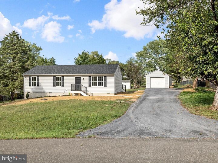 Property Photo: 2432 Laurel Lane VA 22645