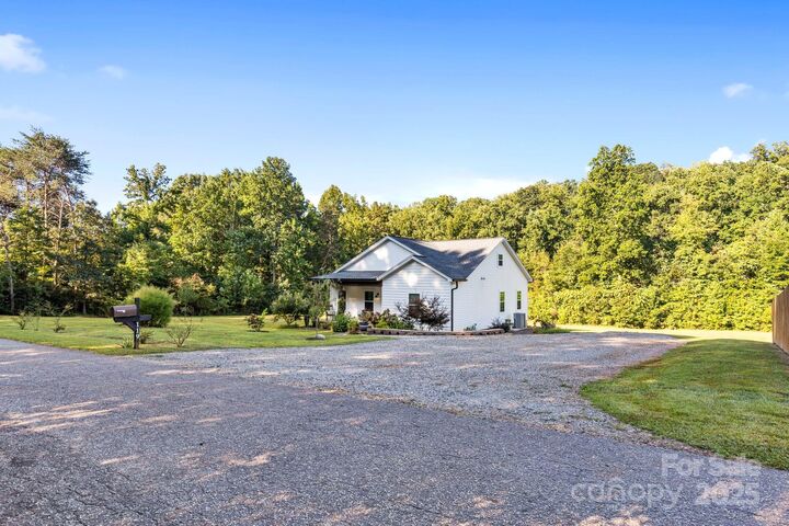 Property Photo: 119 Con Lee Drive NC 28660