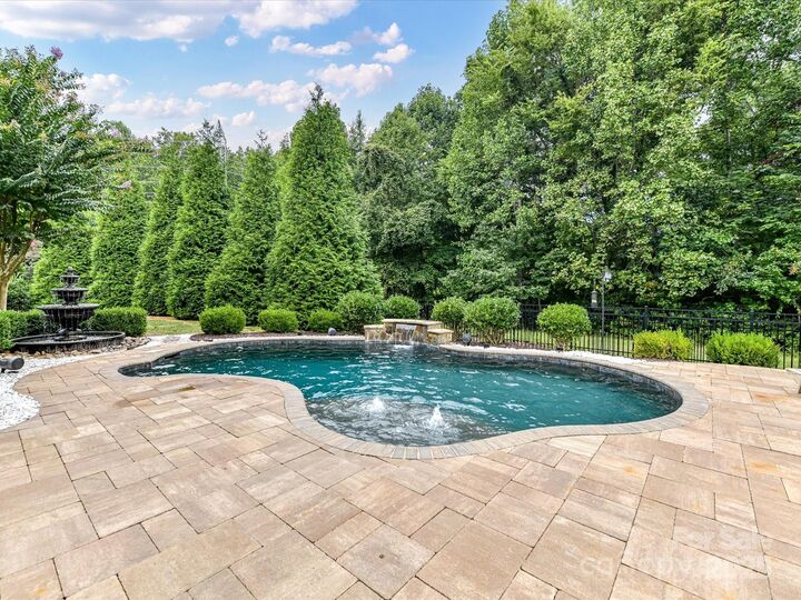 Property Photo:  17412 Pennington Drive  NC 28031 