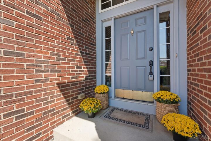 Property Photo:  3806 Heritage Pointe Boulevard  OH 45040 