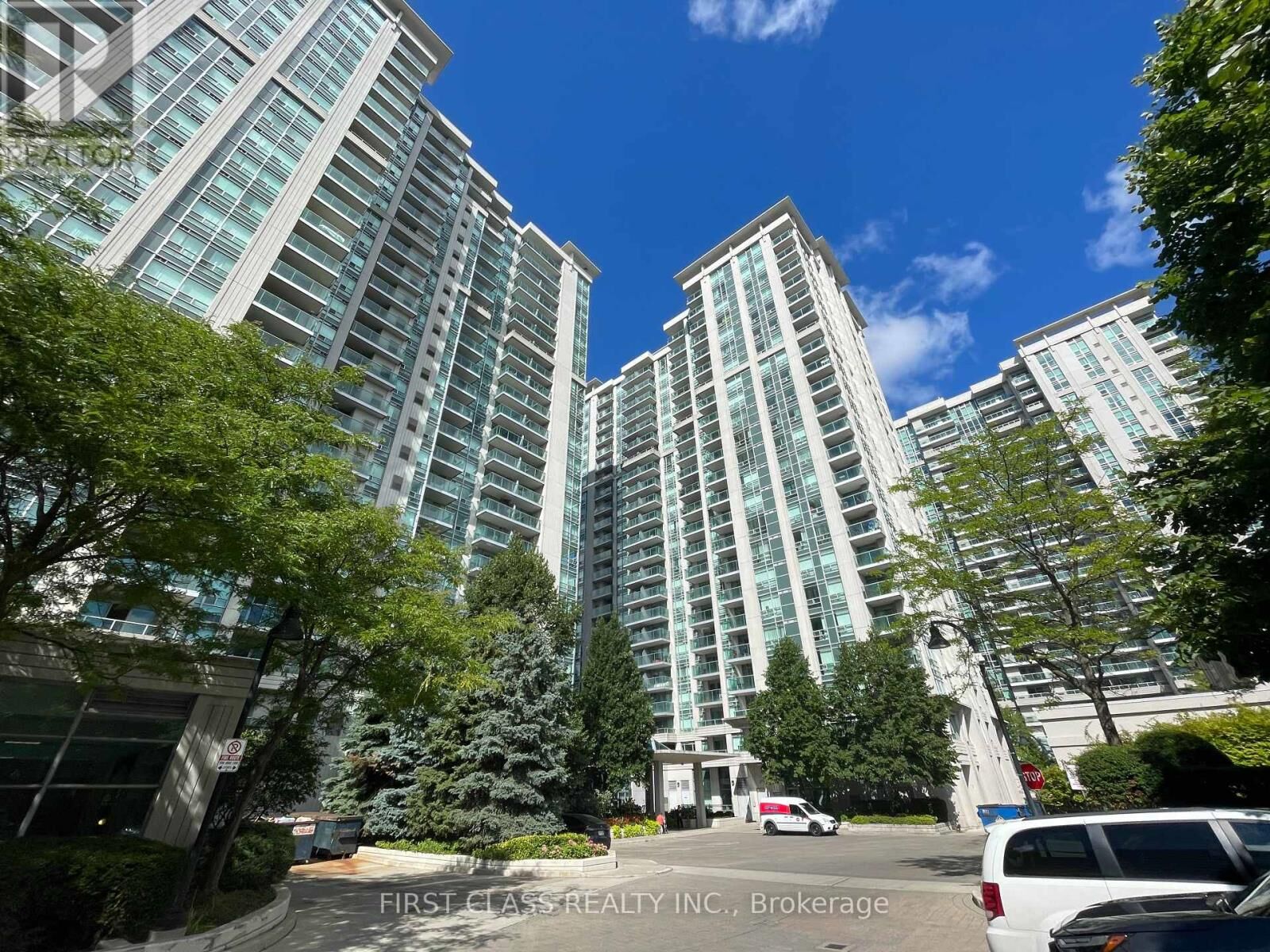 Property Photo: 35 Bales Avenue 1201 ON M2N 7L7