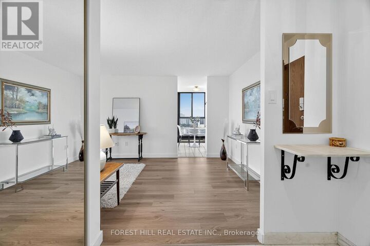 Photo de la propriété:  80 Antibes Drive 1802  ON M2R 3N5 