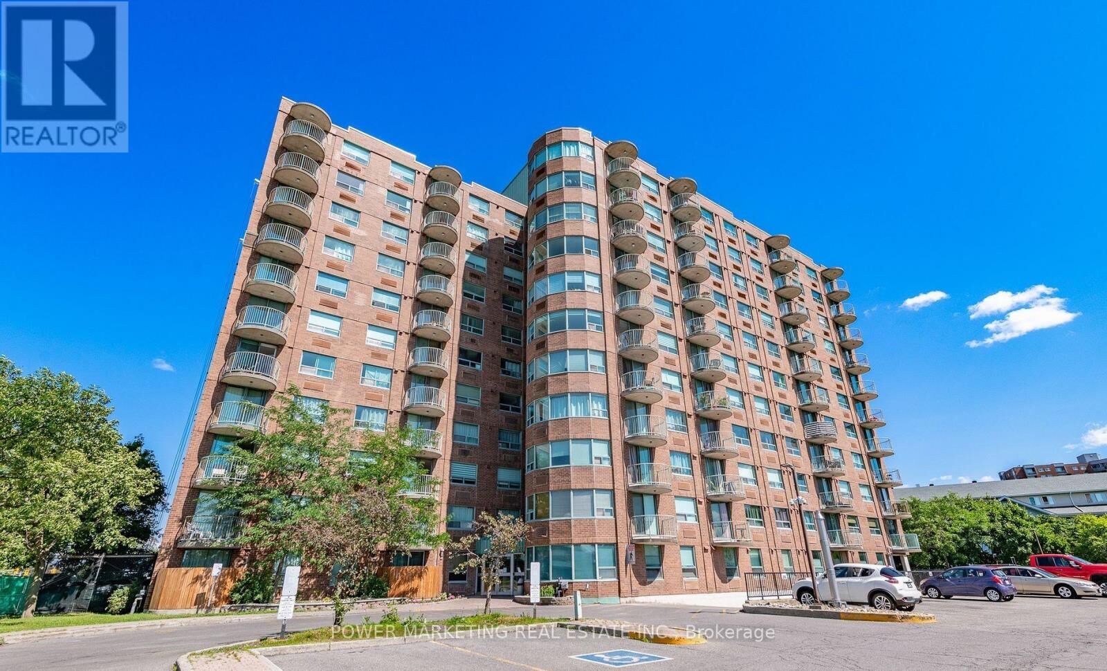 Property Photo:  1440 Heron Road 601  ON K1V 0X2 
