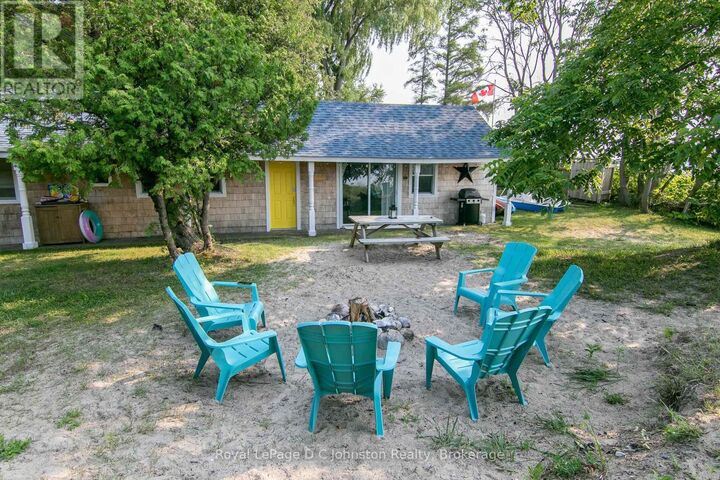Property Photo: 105 5th Avenue South ON N0H 2L0