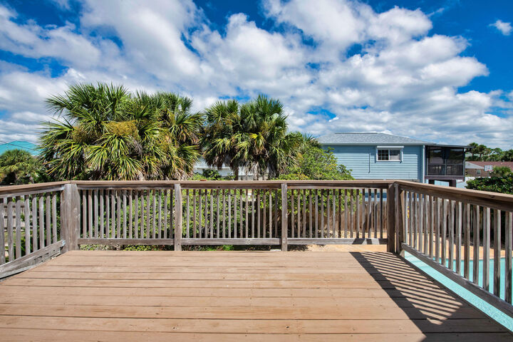 Property Photo:  757 Seahorse Avenue  FL 32548 