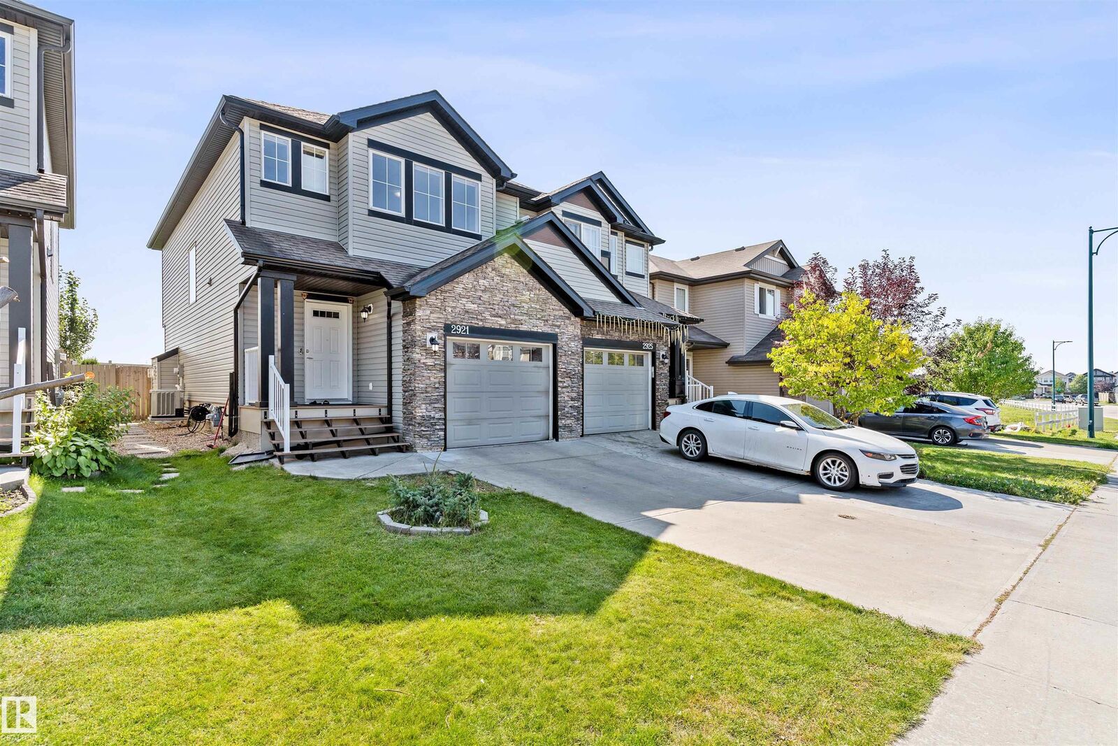 Property Photo: 2921 18A Avenue NW AB T6T 0N8