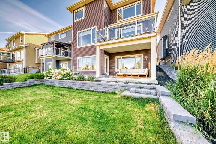 8412 218 Street NW  Edmonton AB T5T 4R9 photo