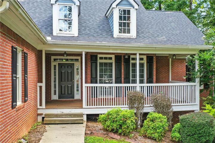 Property Photo: 6745 Fairfield Trace GA 30024