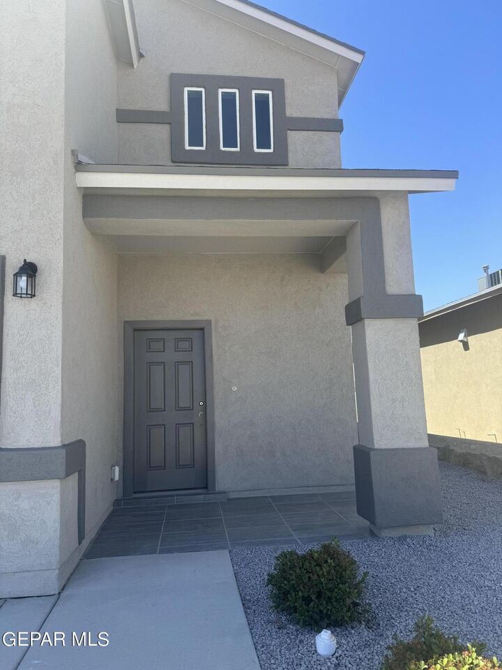 Property Photo: 7332 Norte Brasil Drive TX 79934