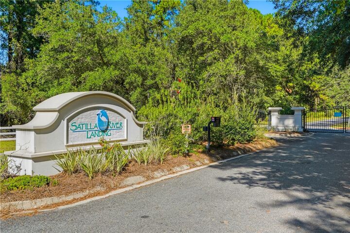 Property Photo:  0 Canoe Run  GA 31569 