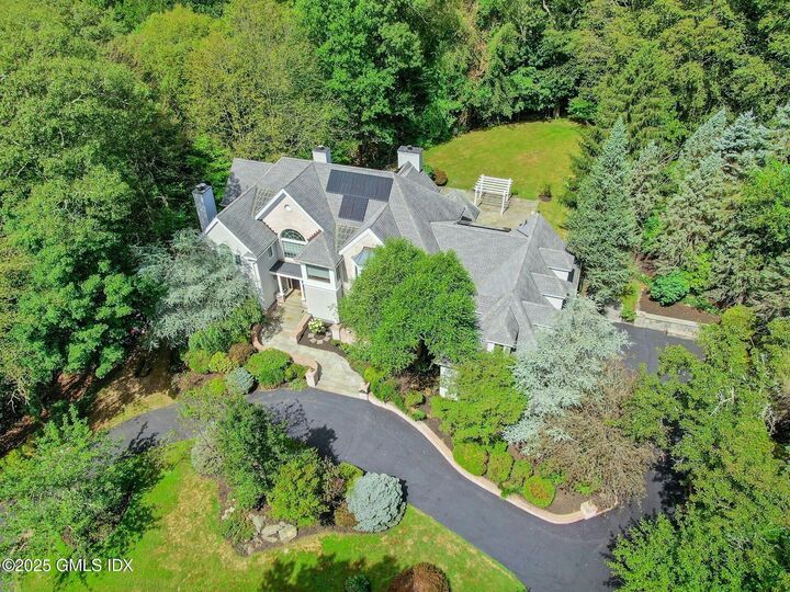 Property Photo:  39 Running Brook Lane  CT 06840 