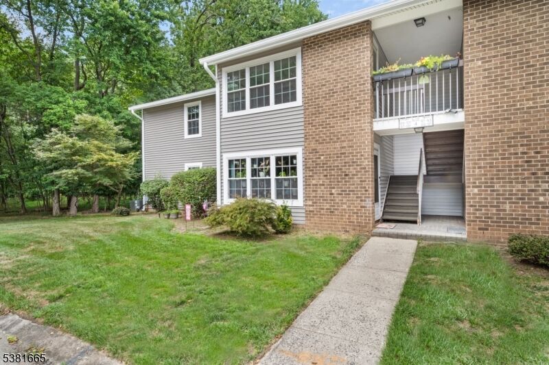 Property Photo: 89 Pennsylvania Way NJ 08902