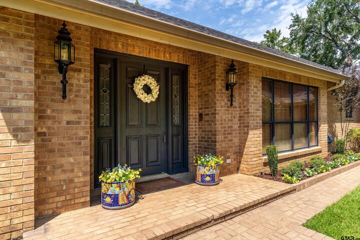 Property Photo: 15 Oak Forest TX 75605
