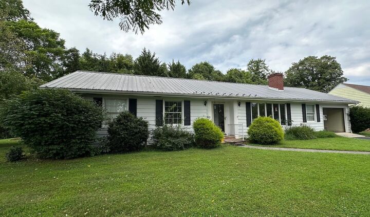 163 Wilson Street  Alderson WV 24910 photo