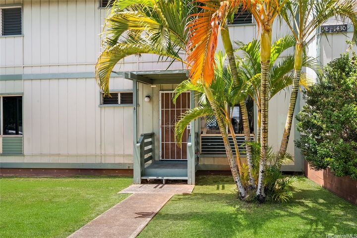 98-1430 B Kaahumanu Street 55  Pearl City HI 96782 photo
