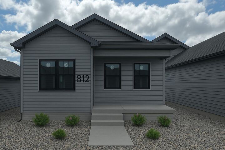 808 Clay Street  Cedar Falls IA 50613 photo
