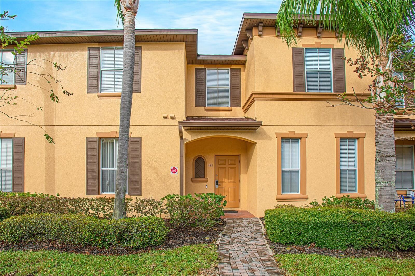 Property Photo: 121 Palermo Street FL 33897