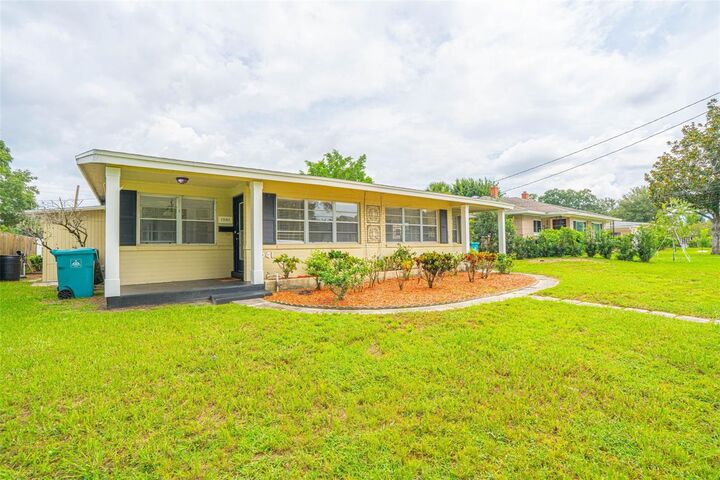1041 N Thornton Avenue  Orlando FL 32803 photo