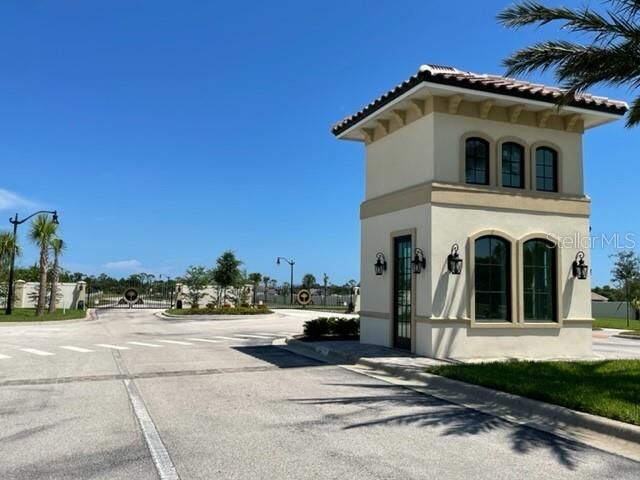 Property Photo: 34 Del Palma Drive FL 32137