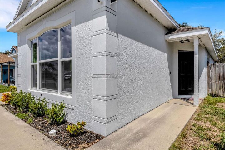Property Photo:  3622 Huntwicke Boulevard  FL 33837 