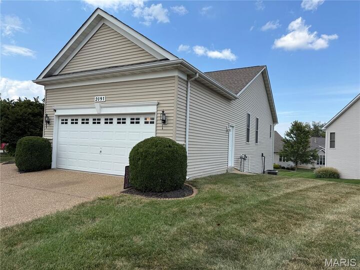 Property Photo: 2091 Hawks Landing Drive MO 63367