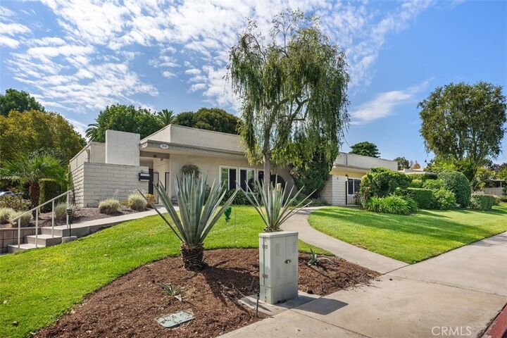 Property Photo:  956 Calle Aragon C  CA 92637 