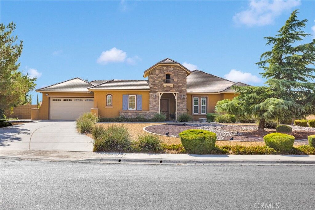 Property Photo:  12916 Hyperion Lane  CA 92308 
