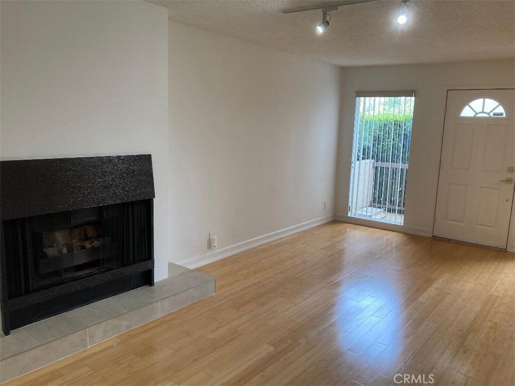 Property Photo:  4660 Coldwater Canyon #10 Avenue 10  CA 91604 