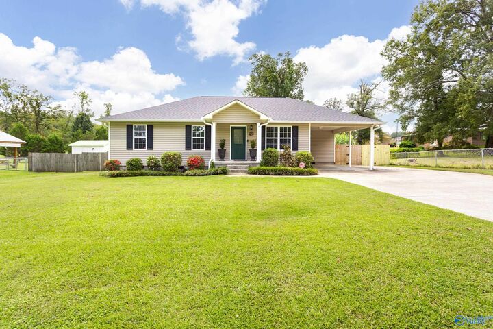 Property Photo: 3015 Anchor Drive AL 35907