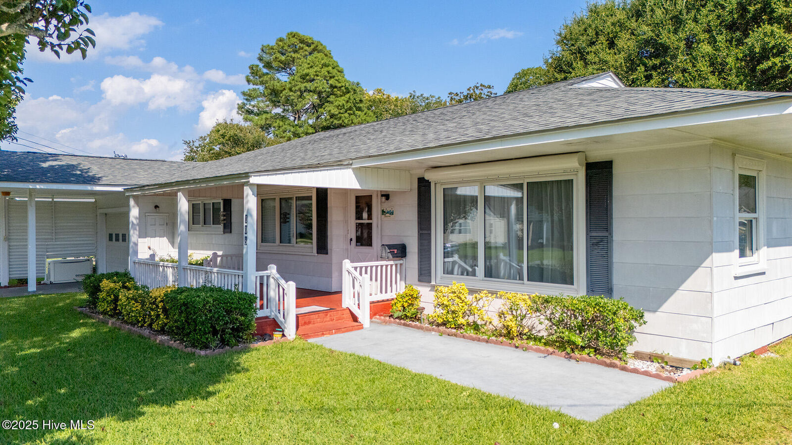 Property Photo: 108 Circle Drive NC 28516