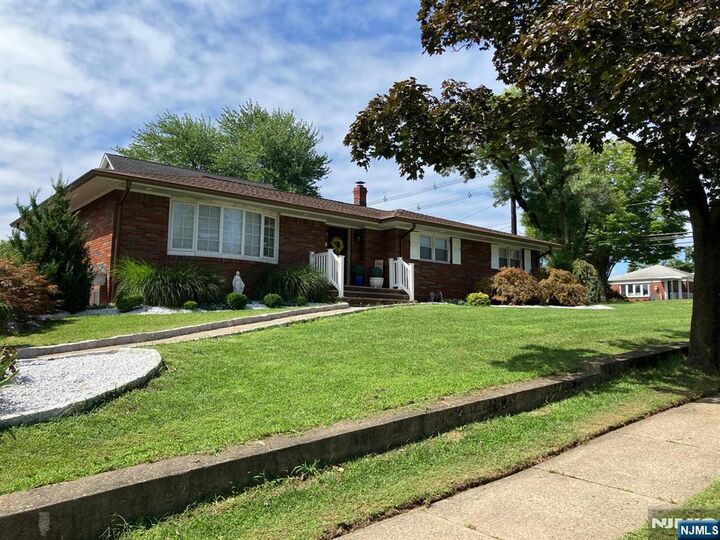 146 Lawrence Drive  Paramus NJ 07652 photo