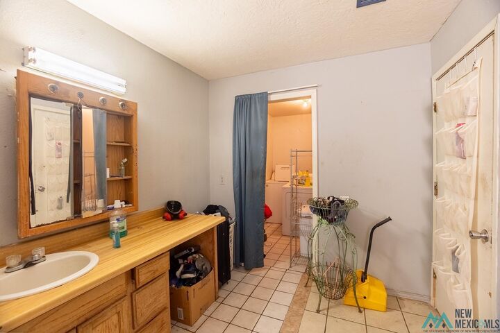 Property Photo:  1020-1020 1/2 W 8th Street  NM 88101 