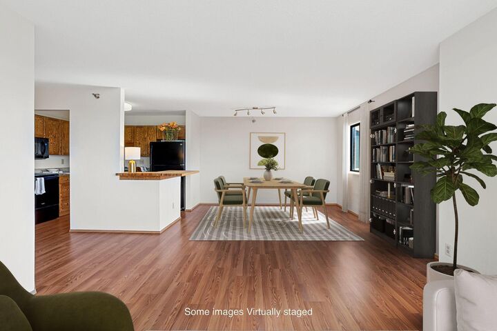 Property Photo: 78 10th Street E 2902 MN 55101