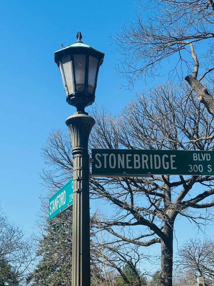 Property Photo:  313 Stonebridge Boulevard  MN 55105 