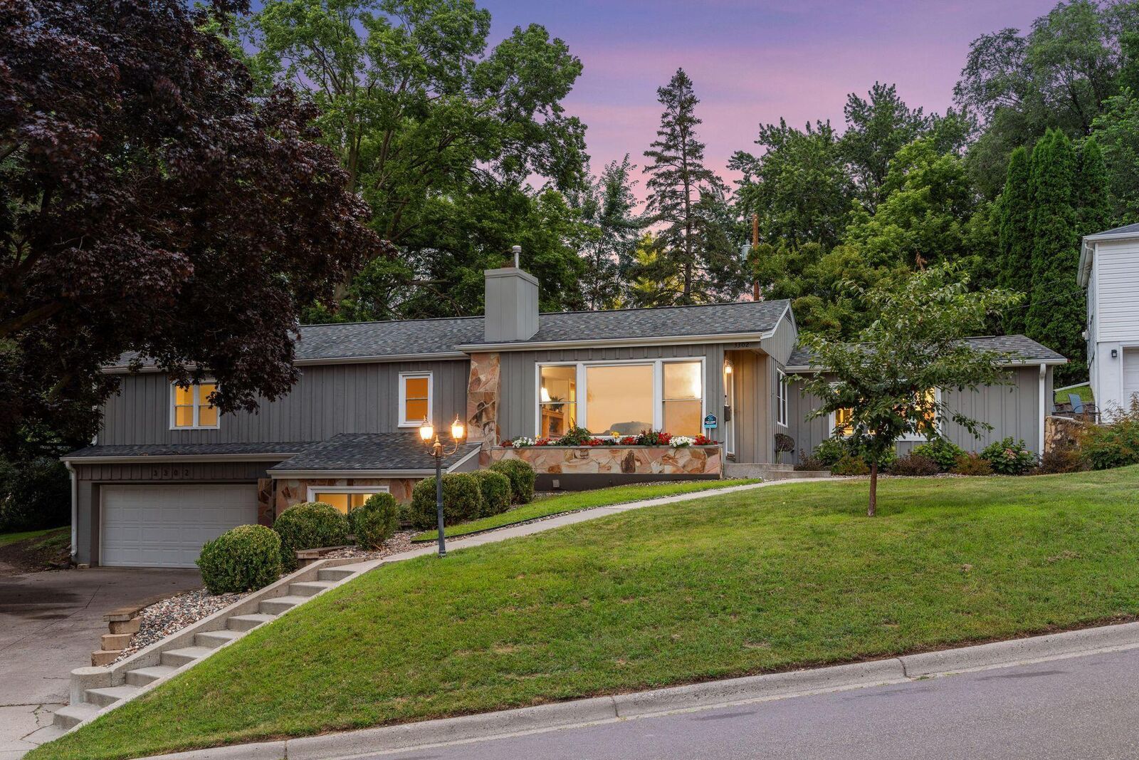 Property Photo:  3302 Manor Drive  MN 55422 