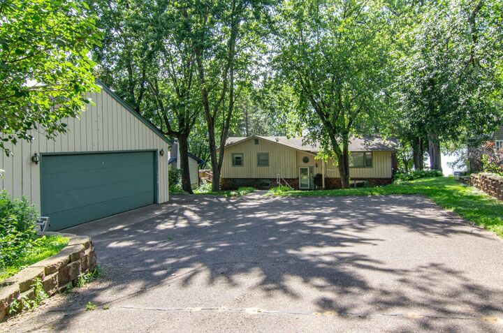 Property Photo: 3135 Woodbridge Street MN 55126
