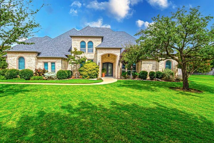 8271 Glenwick Drive  Waxahachie TX 75167 photo