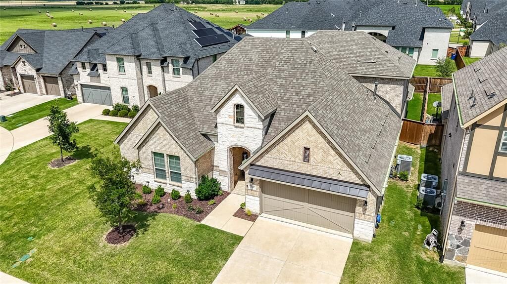 Property Photo:  1808 Scotney Court  TX 75009 