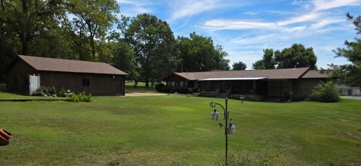 Property Photo: 805 Hester Drive AR 72601