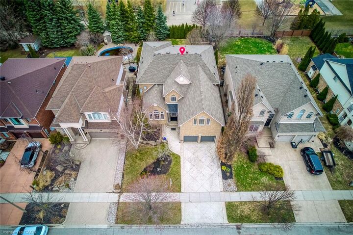 Photo de la propriété: 39 Thoroughbred Boulevard ON L9K 1M3