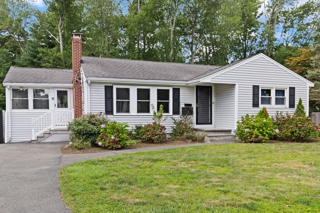 Property Photo: 121 Wentworth Ave MA 02301