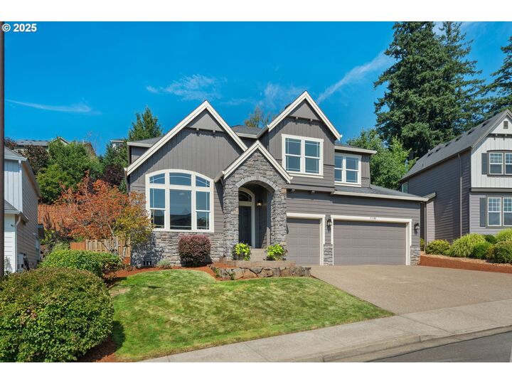 Property Photo: 11185 SE Lenore St OR 97086
