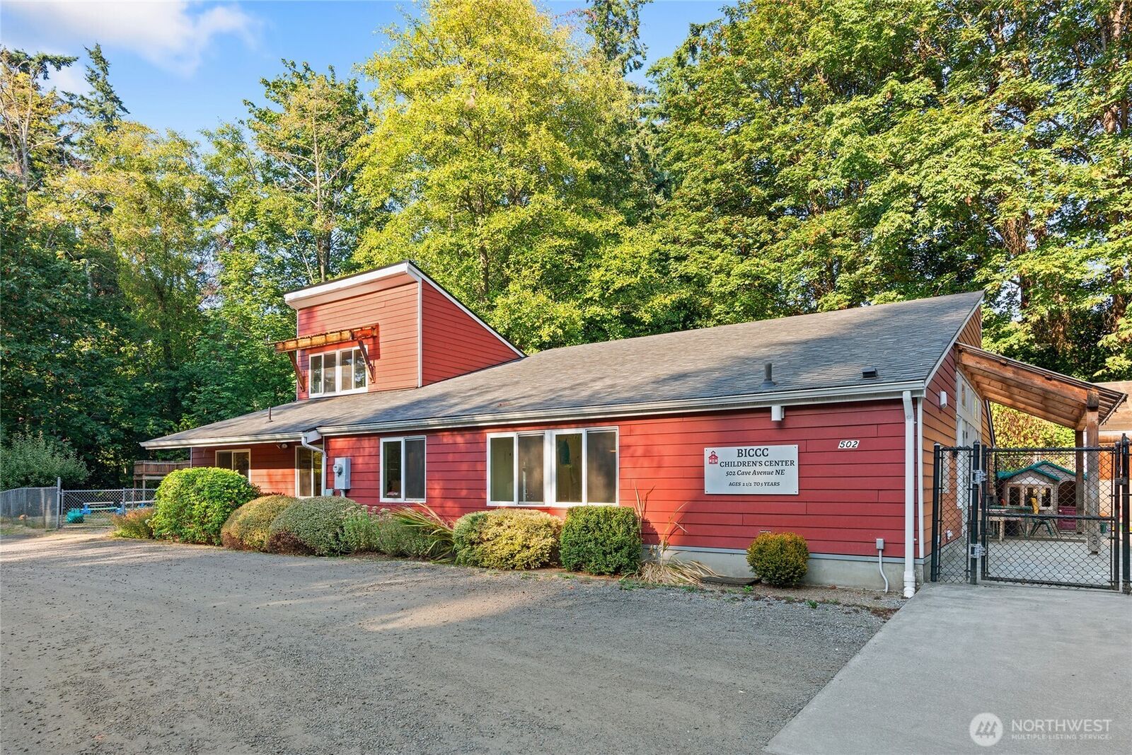 Property Photo: 502 Cave Avenue NE WA 98110