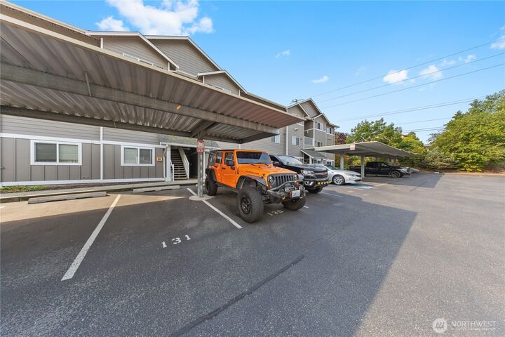 Property Photo:  1691 SW Mulberry Pl F201  WA 98277 