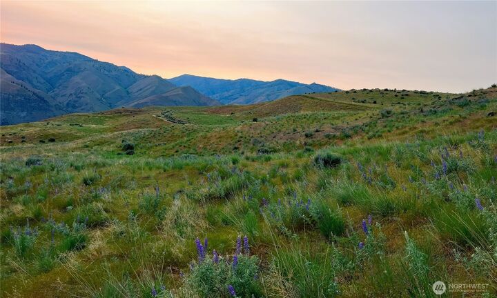 6  Blue Grade Road  East Wenatchee WA 98802 photo